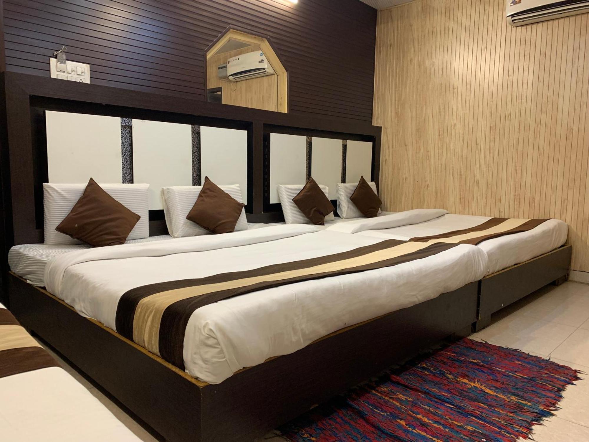 Hotel Pardesi Haridwār Exterior foto